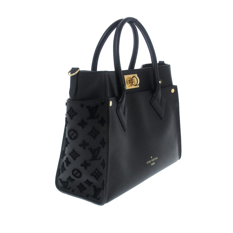 Louis Vuitton On My Side MM (SHG-drTSe2)