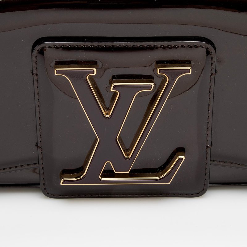 Louis Vuitton Patent Leather Sobe Clutch (SHF-22979) - Image 7