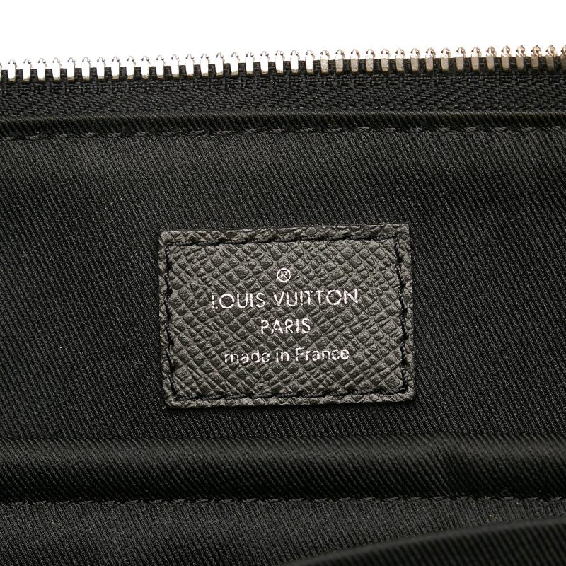Louis Vuitton Taiga Anton Briefcase (SHG-QDJcXn) - Image 7