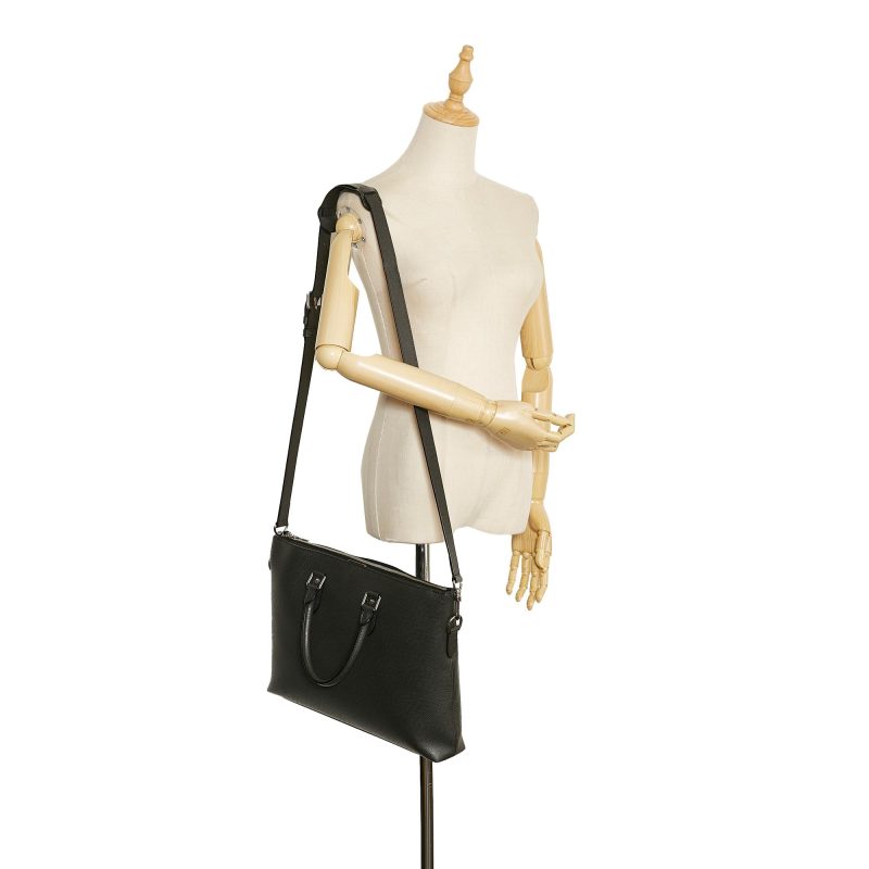 Louis Vuitton Taiga Anton Briefcase (SHG-QDJcXn) - Image 10