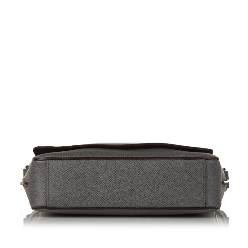 Louis Vuitton Taiga Roman MM (SHG-35539) - Image 3
