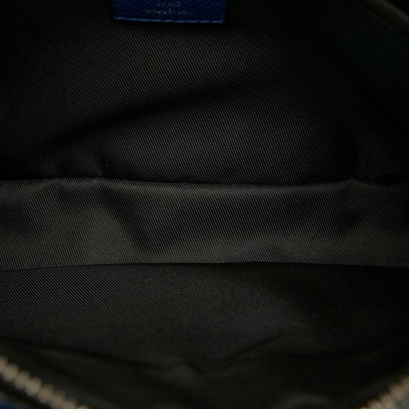 Louis Vuitton Taigarama Outdoor Messenger (SHG-37277) - Image 5