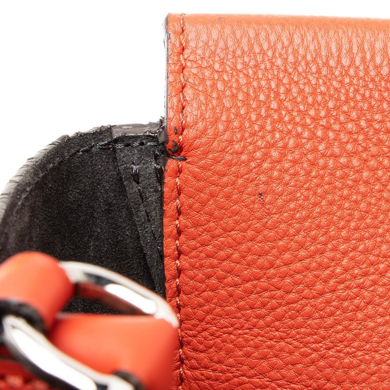 Louis Vuitton Veau Cachemire Tuffetage W PM Tote (SHF-23303) - Image 10