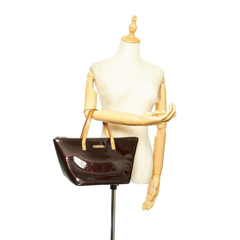 Louis Vuitton Vernis Bellevue PM (SHG-31671) - Image 4