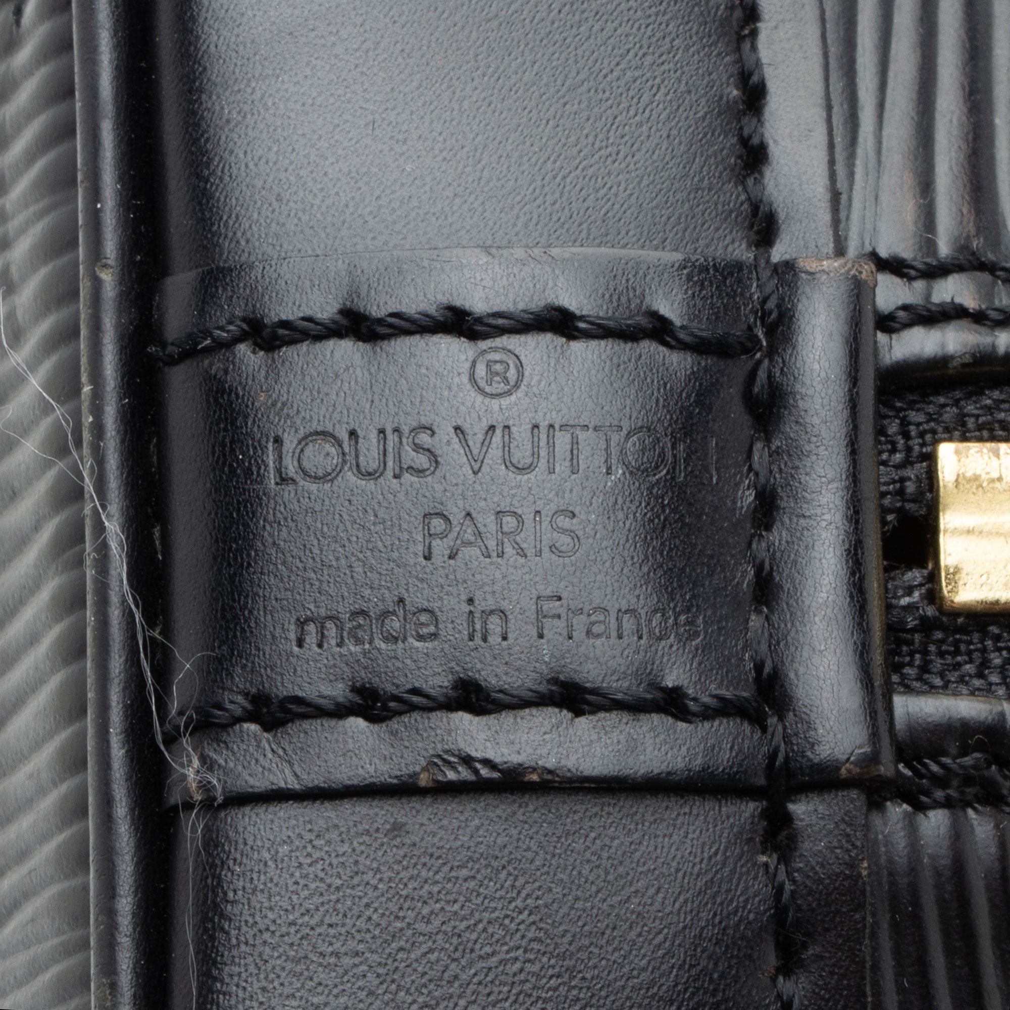 Louis Vuitton Vintage Epi Leather Alma PM Satchel (SHF-d8E4zg) - Image 7