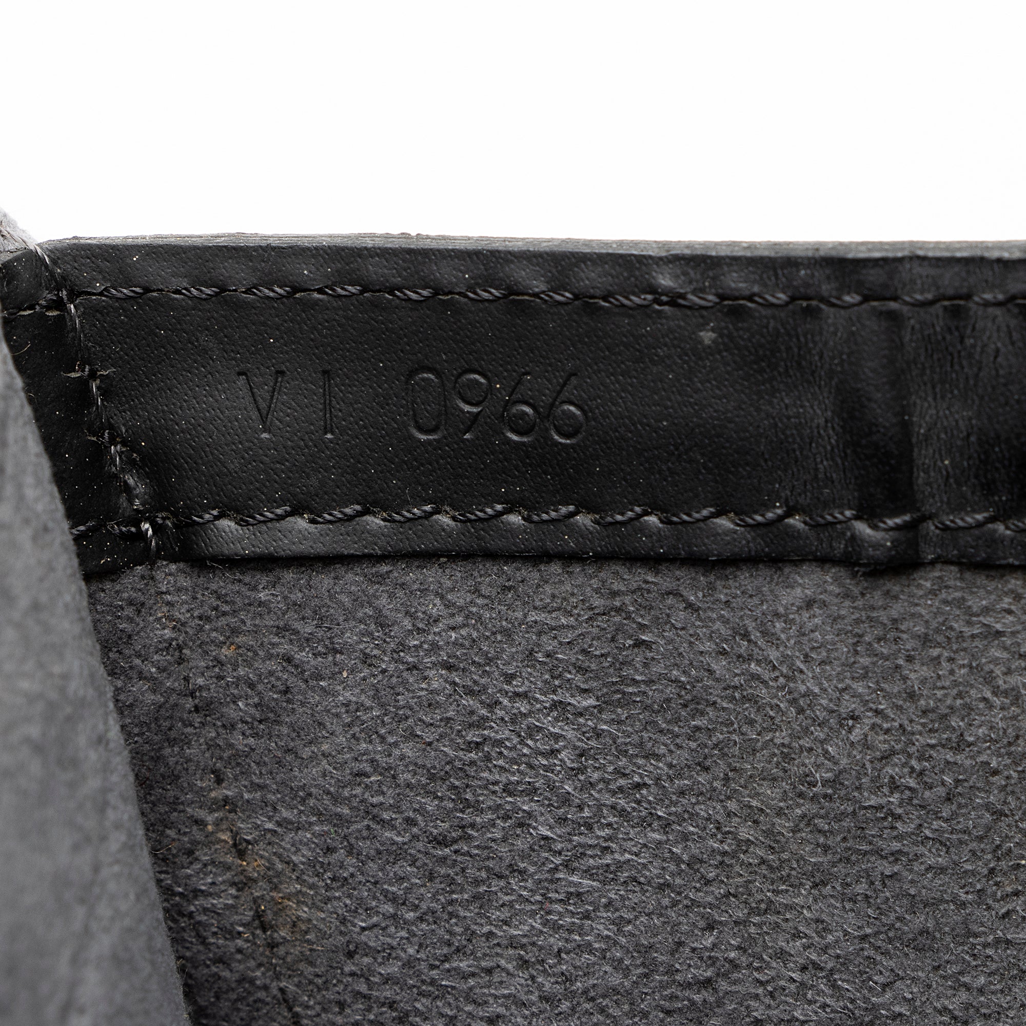 Louis Vuitton Vintage Epi Leather Lussac Tote (SHF-yuM2Ln) - Image 5