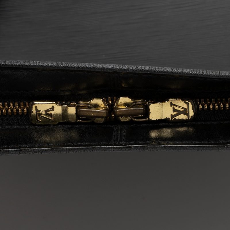 Louis Vuitton Vintage Epi Leather Lussac Tote (SHF-yuM2Ln) - Image 8