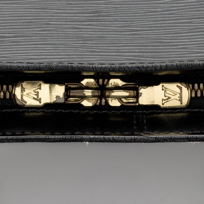 Louis Vuitton Vintage Epi Leather Lussac Tote (SHF-pD6rOx) - Image 9
