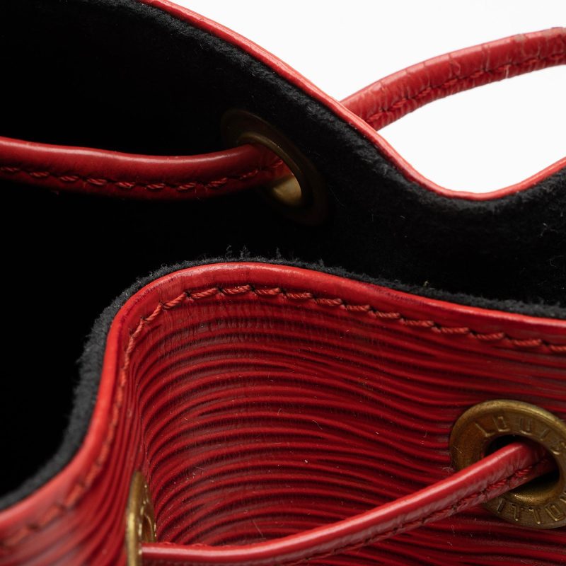 Louis Vuitton Vintage Epi Leather Petit Noe Shoulder Bag (SHF-e5Ys4C) - Image 10