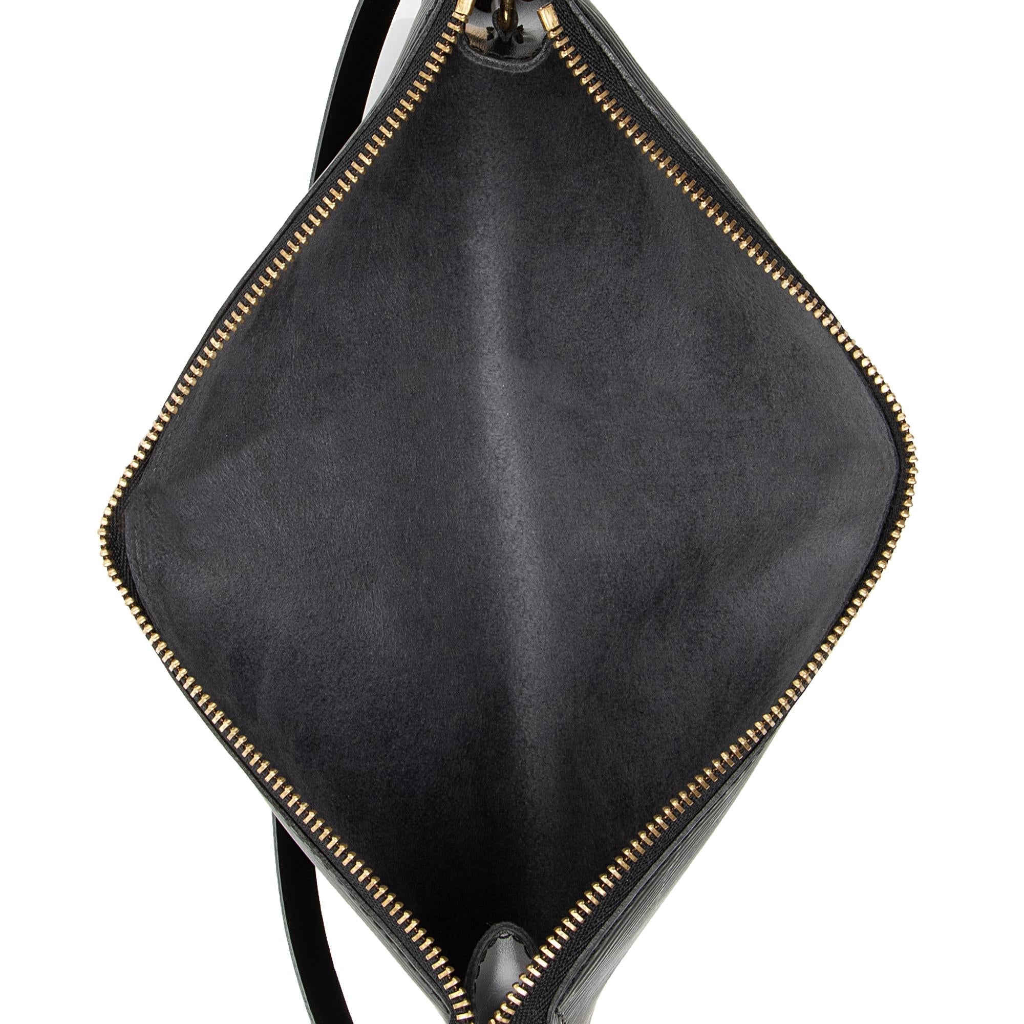 Louis Vuitton Vintage Epi Leather Pochette Accessoires (SHF-23066) - Image 4