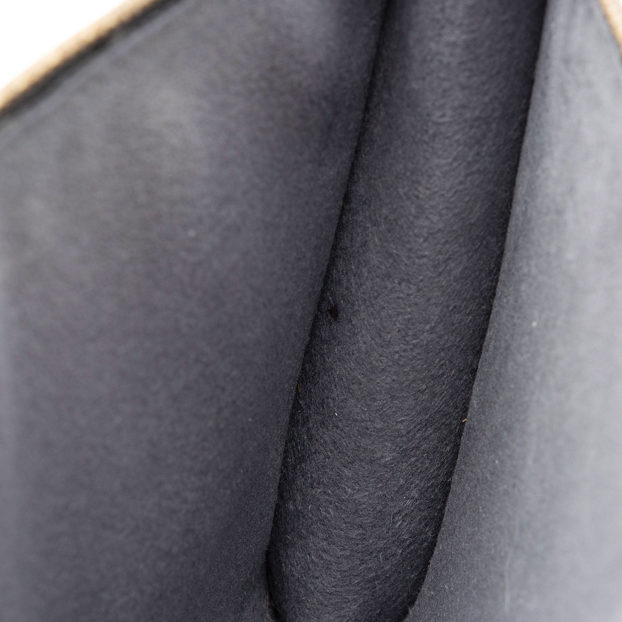 Louis Vuitton Vintage Epi Leather Pochette Accessoires - Image 10