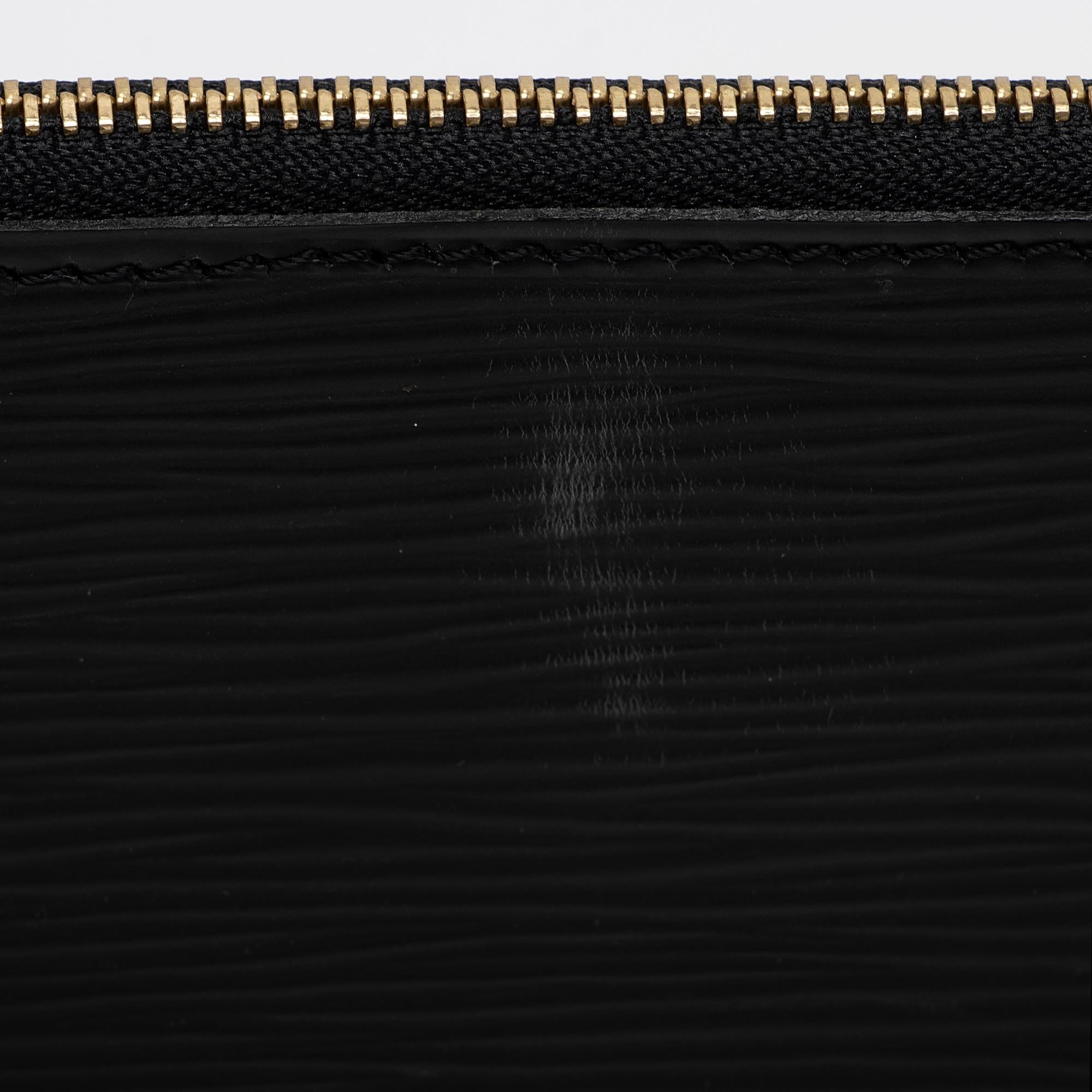 Louis Vuitton Vintage Epi Leather Pochette Accessoires (SHF-YUa4cL) - Image 9