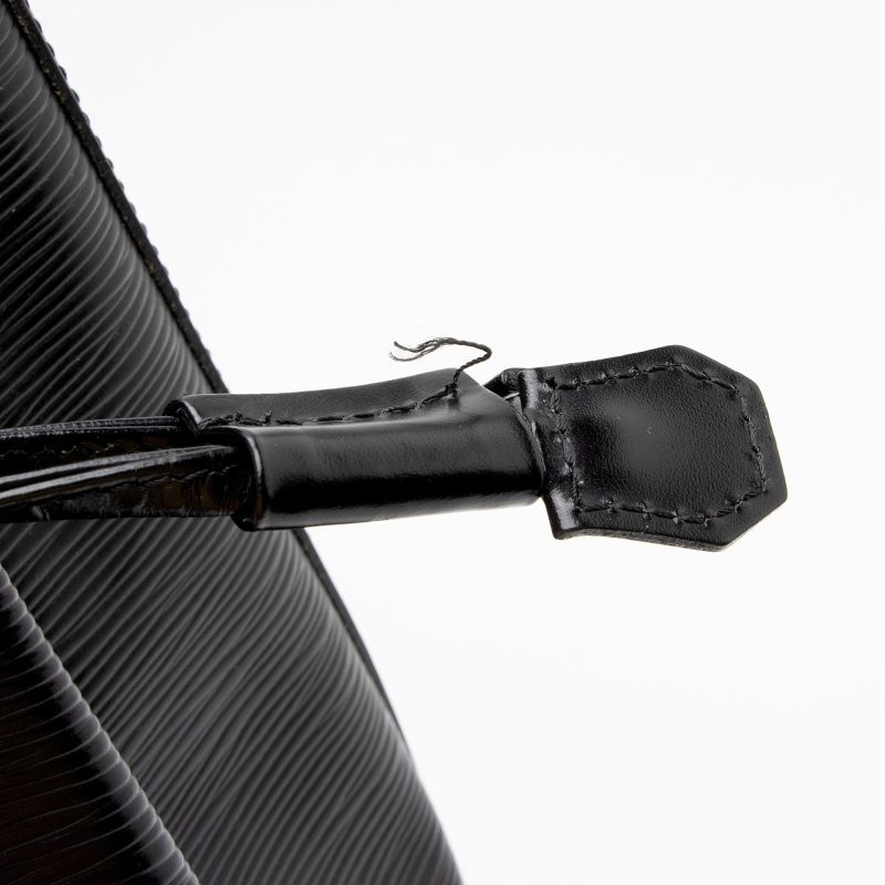 Louis Vuitton Vintage Epi Leather Sac A Dos Sling Bag (SHF-MpRcNh) - Image 10