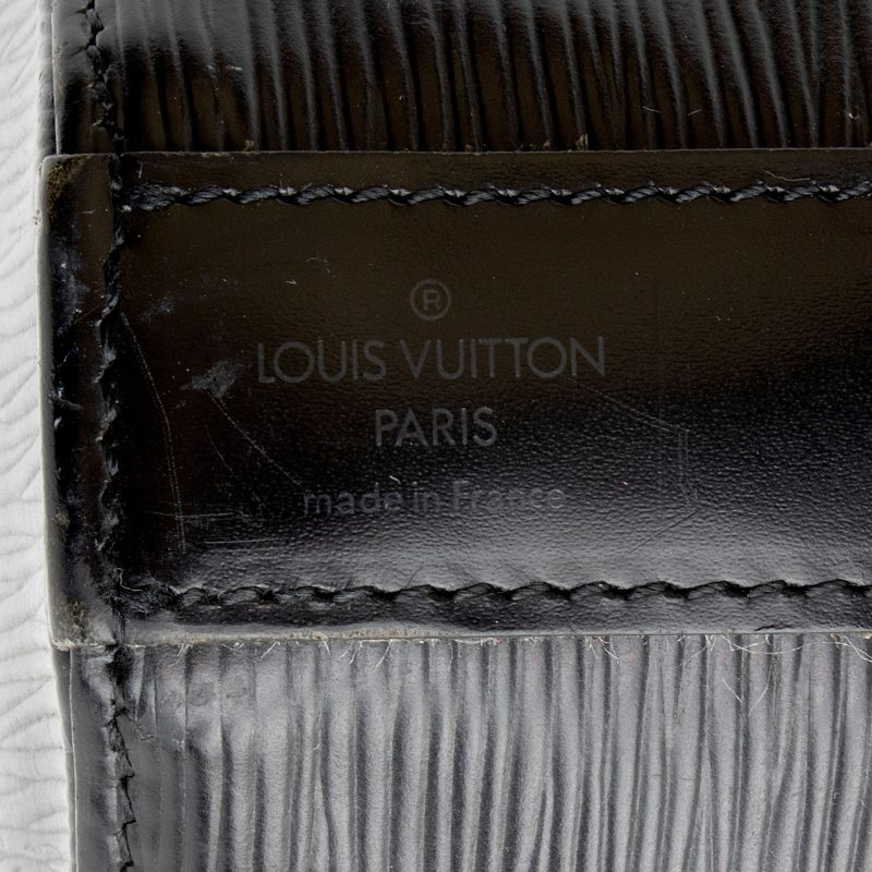 Louis Vuitton Vintage Epi Leather Sac A Dos Sling Bag (SHF-MpRcNh) - Image 8