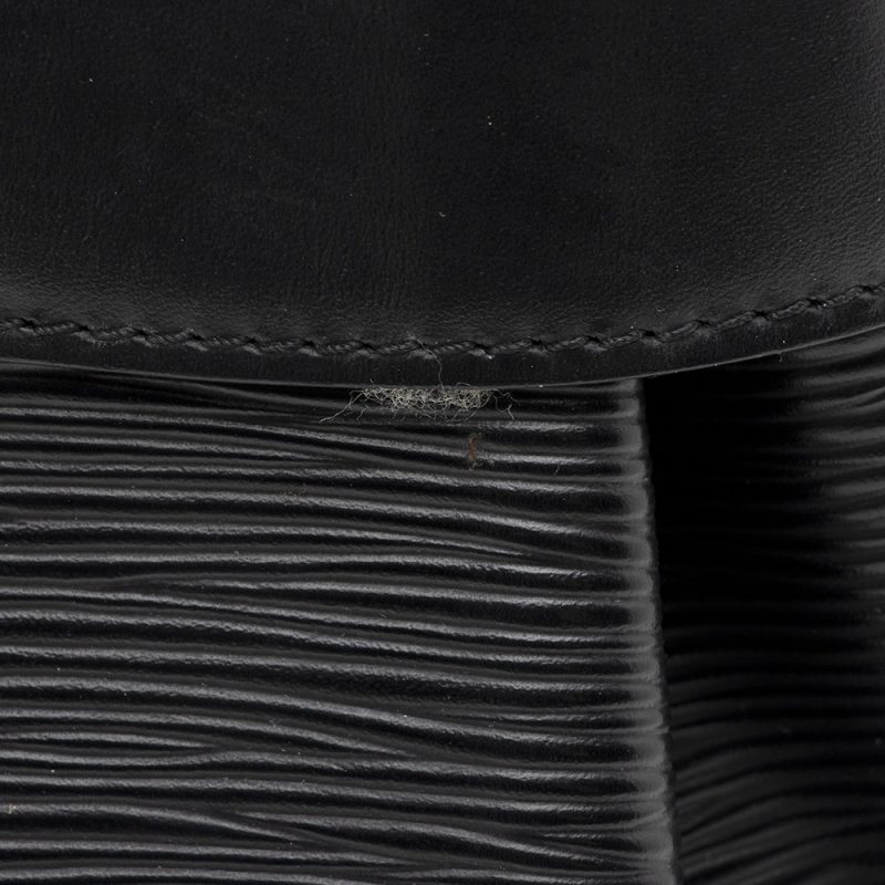 Louis Vuitton Vintage Epi Leather Sac D'epaule PM Shoulder Bag (SHF-20436) - Image 10