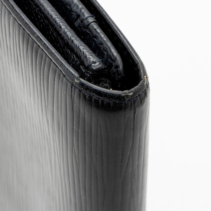 Louis Vuitton Vintage Epi Leather Sarah Wallet  - FINAL SALE (SHF-17995) - Image 10