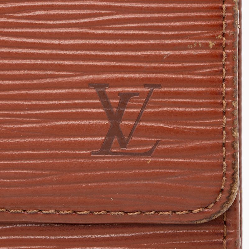 Louis Vuitton Vintage Epi Leather Sarah Wallet - Image 6