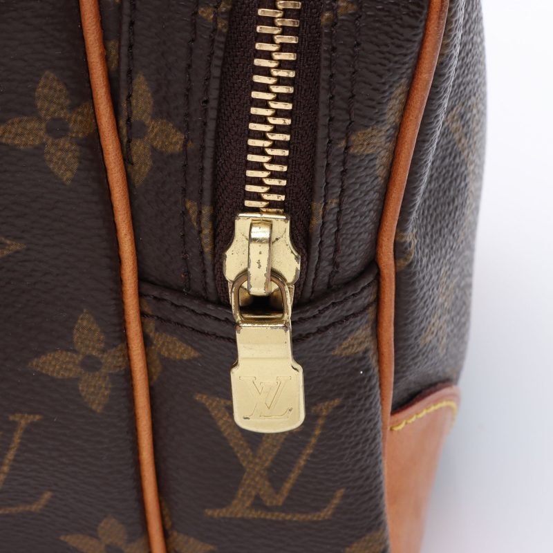 Louis Vuitton Vintage Monogram Canvas Amazone Shoulder Bag (SHF-ezCVUD) - Image 8