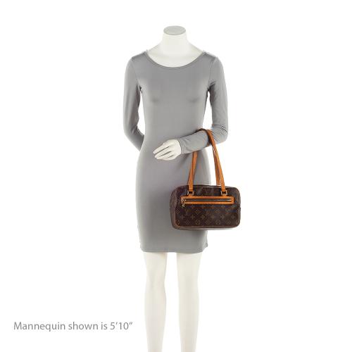 Louis Vuitton Vintage Monogram Canvas Cite MM Shoulder Bag (SHF-rVfRsp) - Image 4