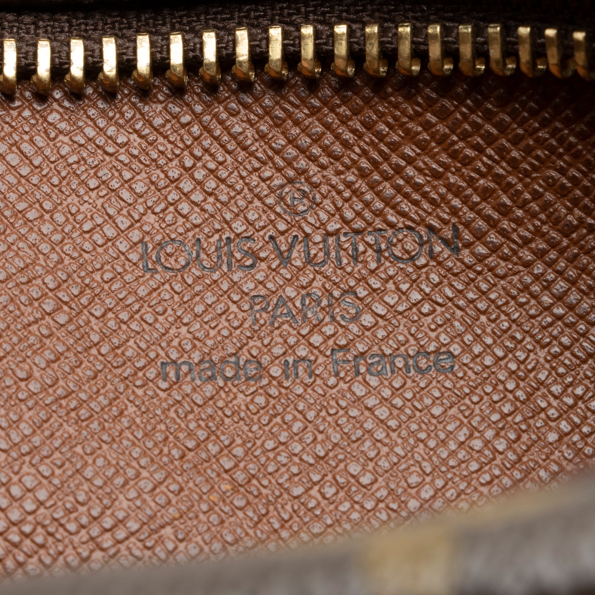 Louis Vuitton Vintage Monogram Canvas Danube Shoulder Bag (SHF-23753) - Image 7