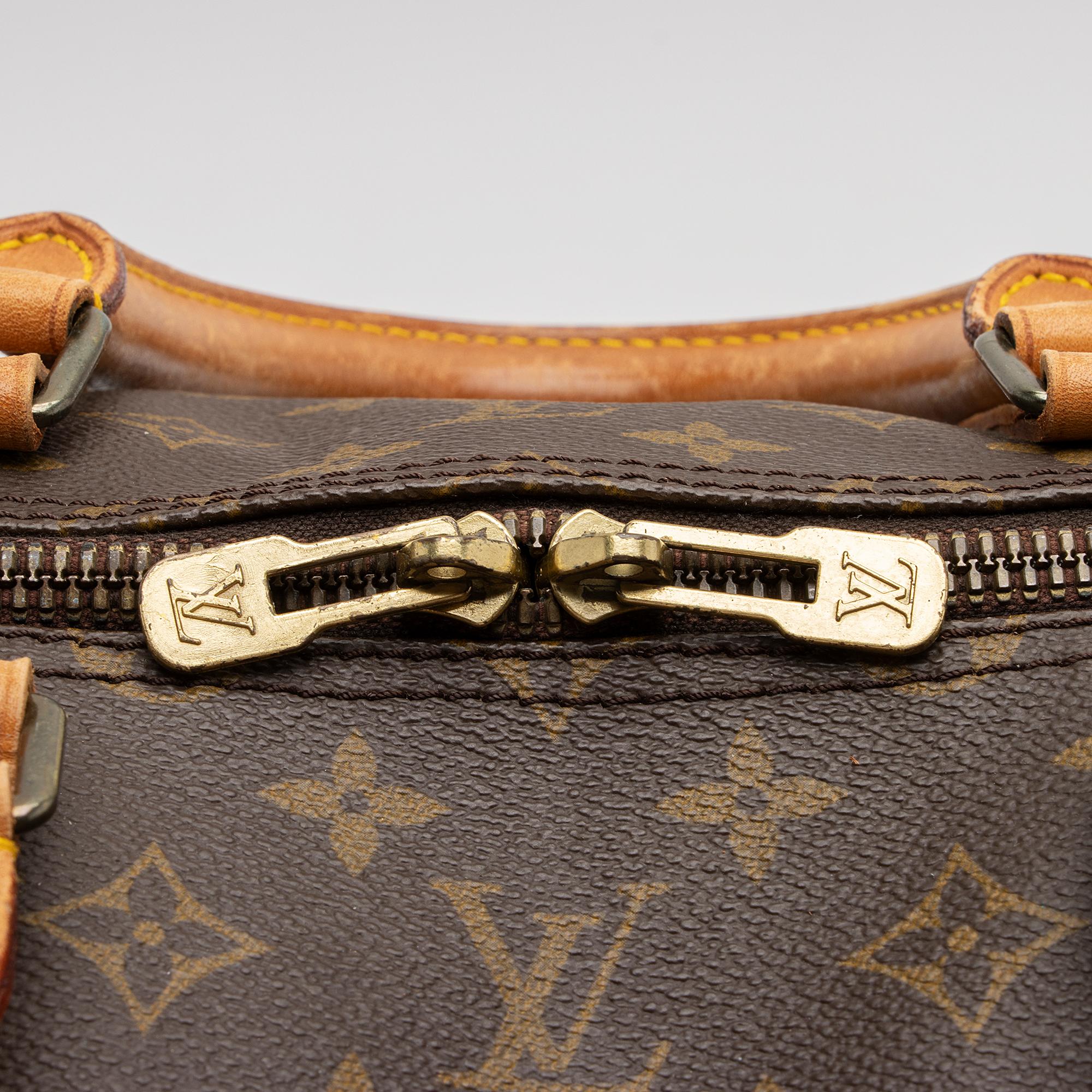Louis Vuitton Vintage Monogram Canvas Keepall 55 Duffle Bag (SHF-HJ33aV) - Image 10