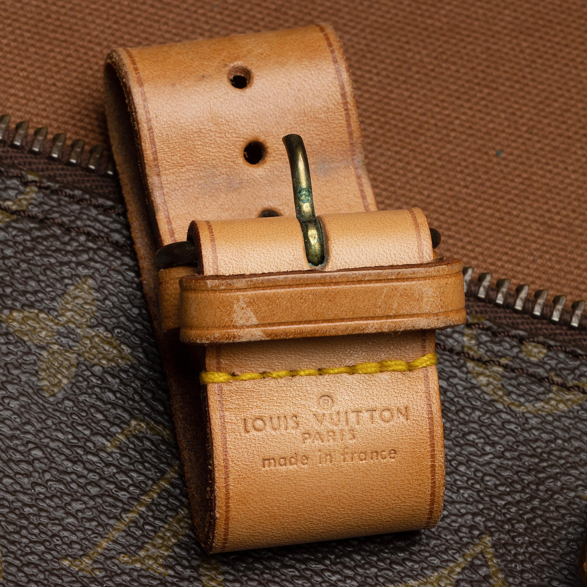 Louis Vuitton Vintage Monogram Canvas Keepall 55 Duffle Bag (SHF-YIKVeb) - Image 10