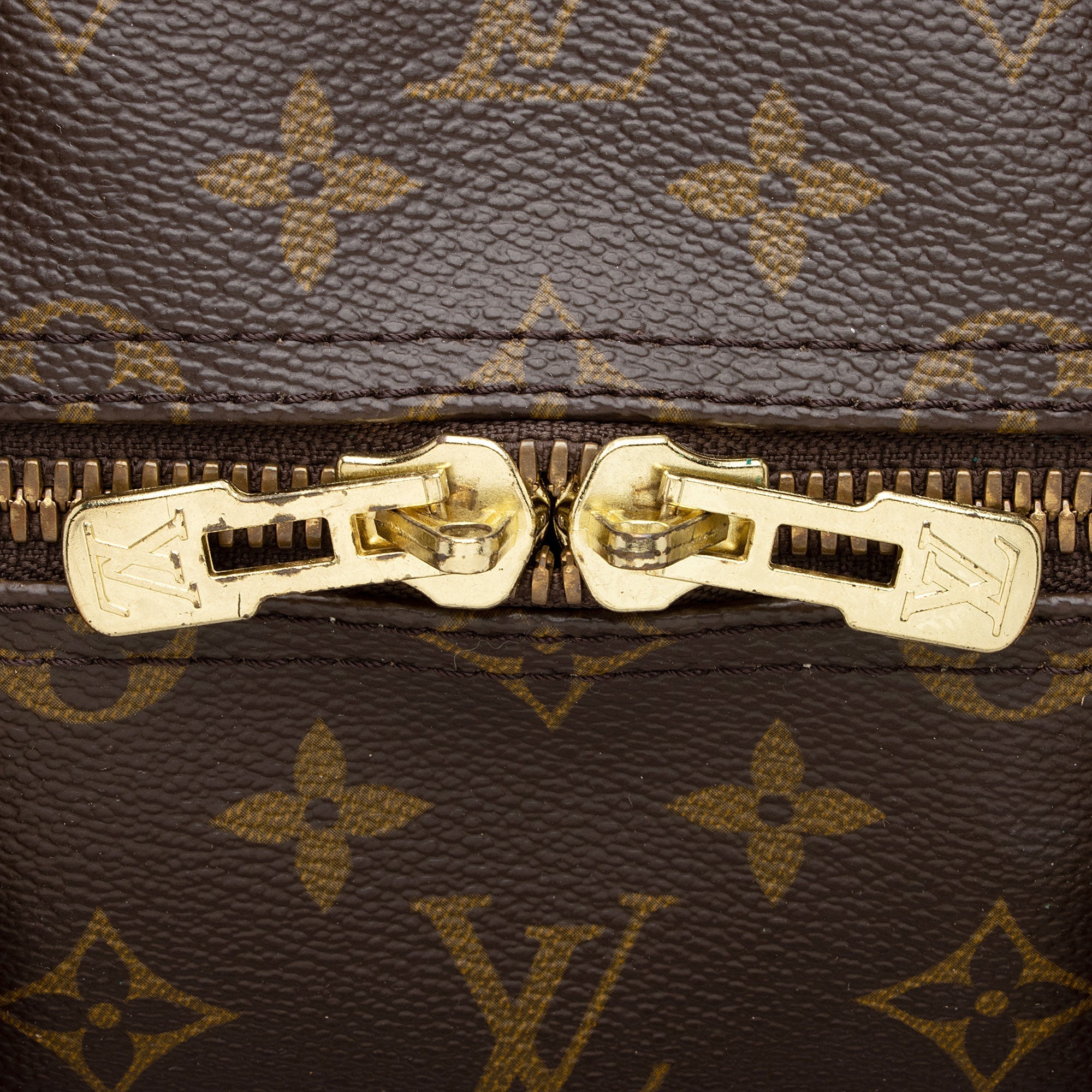 Louis Vuitton Vintage Monogram Canvas Keepall Bandouliere 55 Duffle Bag (SHF-PQTyV5) - Image 9