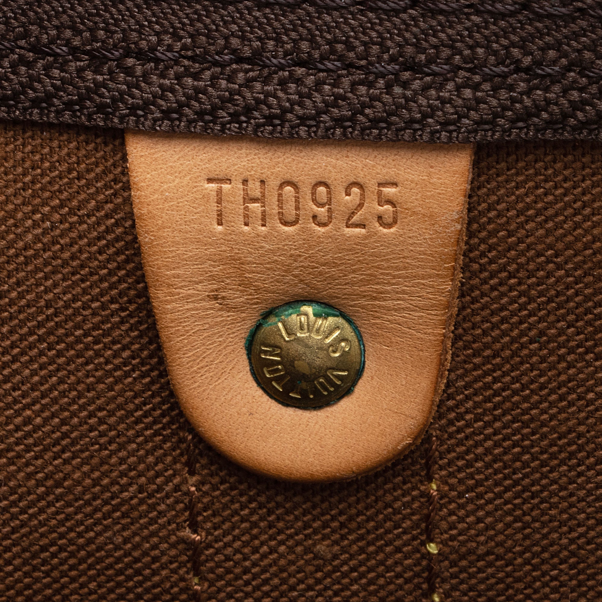 Louis Vuitton Vintage Monogram Canvas Keepall Bandouliere 55 Duffle Bag (SHF-PQTyV5) - Image 5