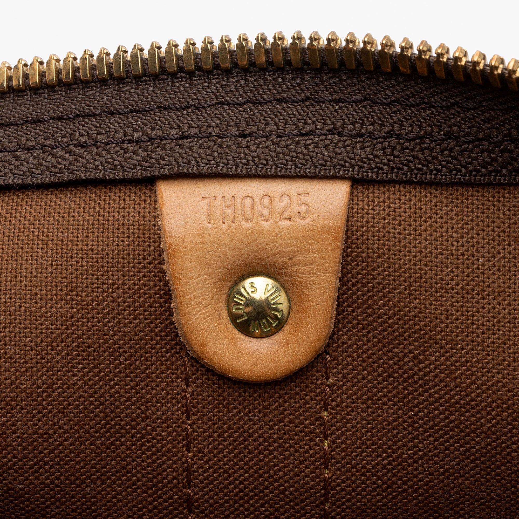 Louis Vuitton Vintage Monogram Canvas Keepall Bandouliere 55 Duffle Bag (SHF-KRqlod) - Image 5