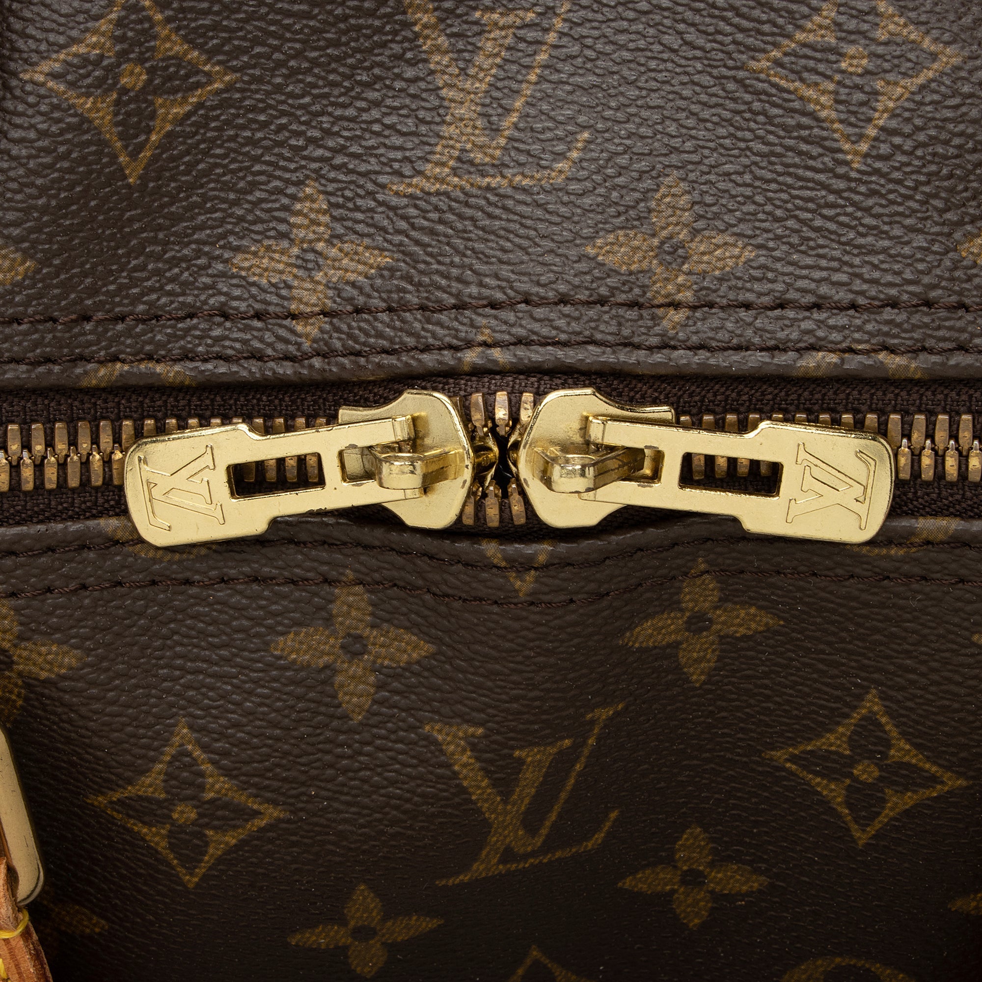 Louis Vuitton Vintage Monogram Canvas Keepall Bandouliere 60 Duffle Bag (SHF-Nob4B7) - Image 8