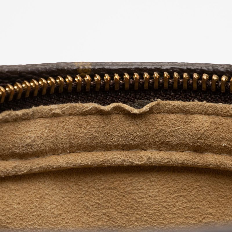 Louis Vuitton Vintage Monogram Canvas Looping GM Shoulder Bag (SHF-IC0c7x) - Image 9
