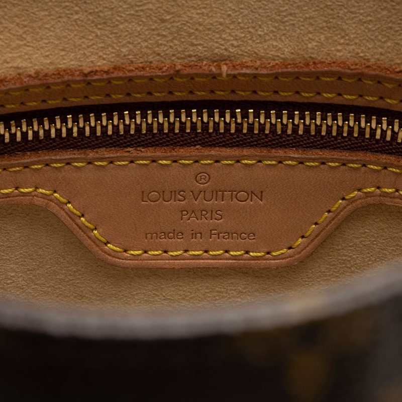 Louis Vuitton Vintage Monogram Canvas Looping GM Shoulder Bag (SHF-IC0c7x) - Image 7