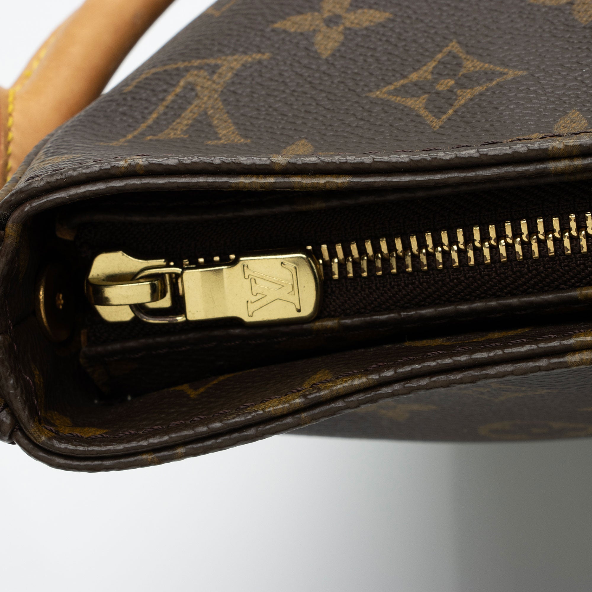 Louis Vuitton Vintage Monogram Canvas Looping GM Shoulder Bag (SHF-SXxZIg) - Image 8