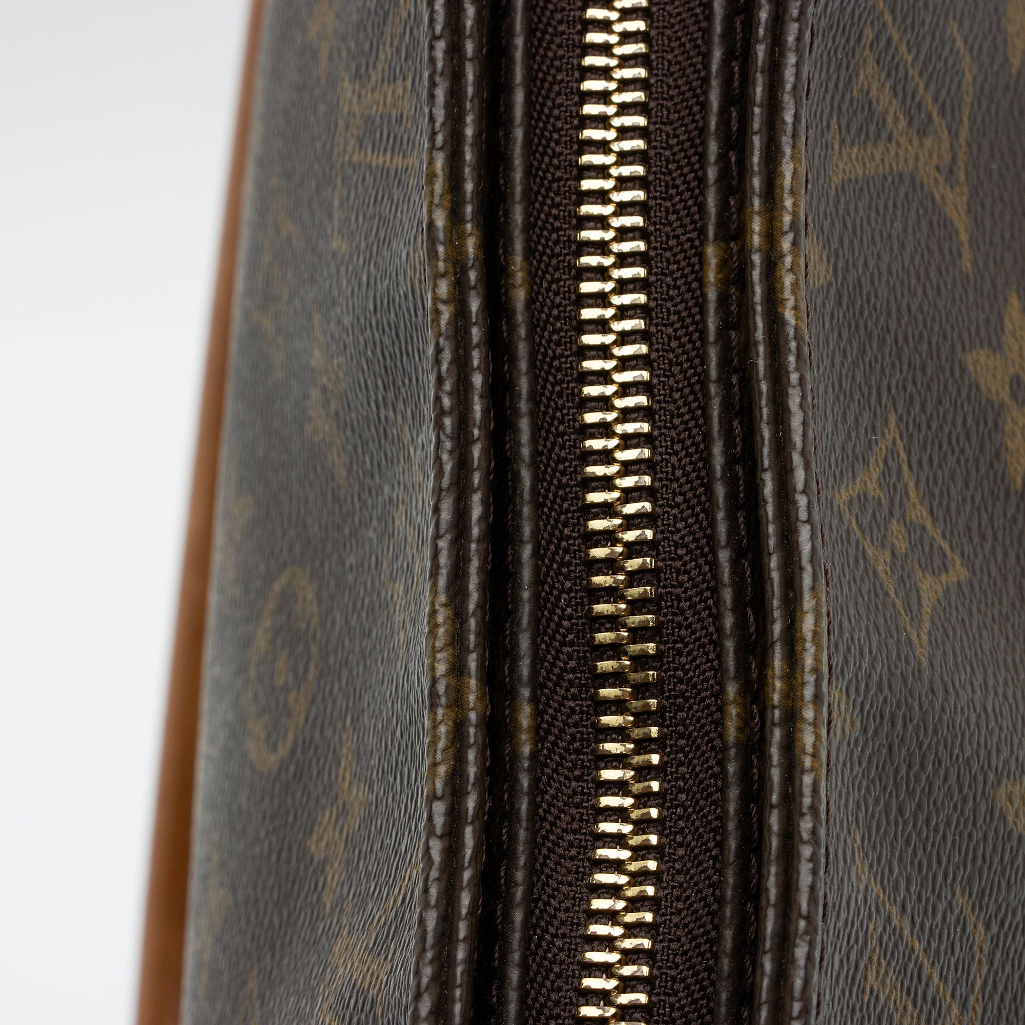 Louis Vuitton Vintage Monogram Canvas Looping GM Shoulder Bag (SHF-SXxZIg) - Image 10