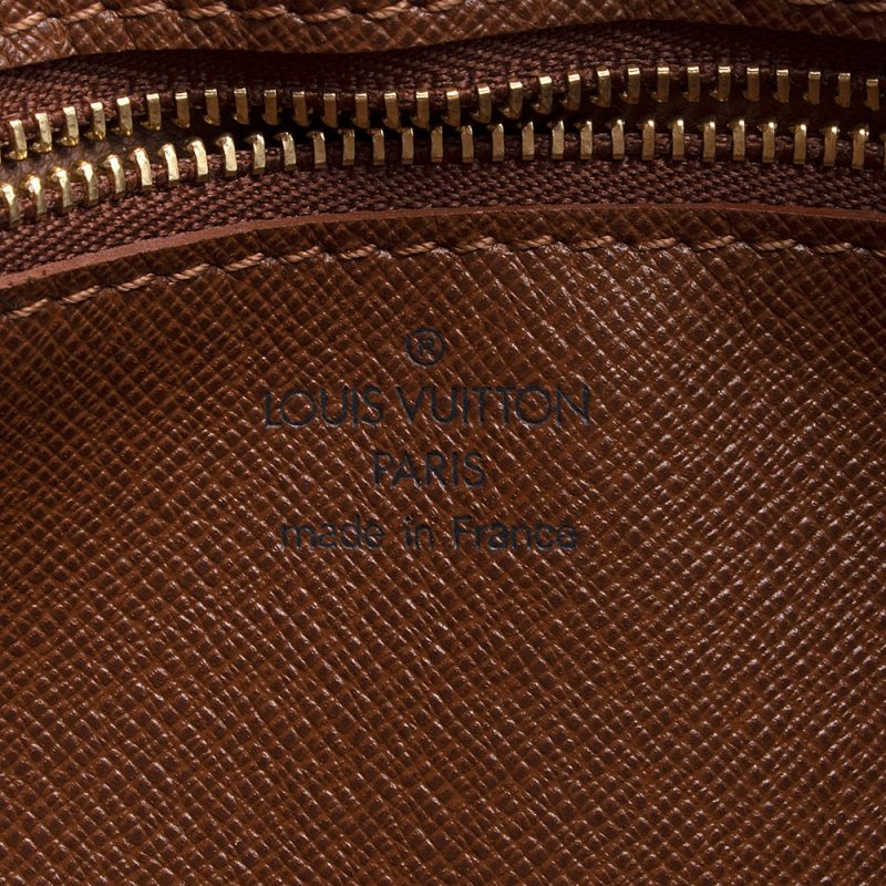 Louis Vuitton Vintage Monogram Canvas Marly Dragonne GM Clutch (SHF-21169) - Image 6