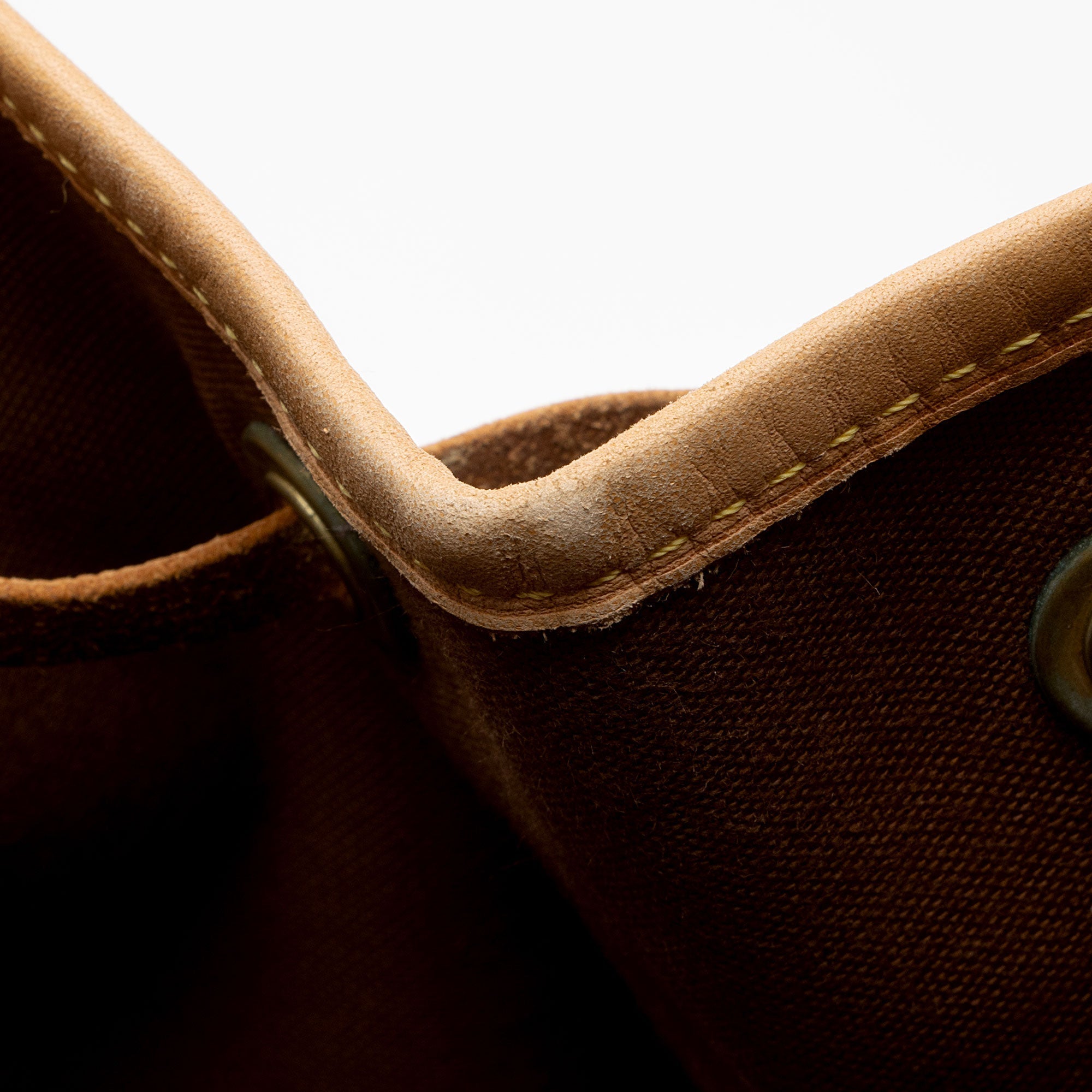 Louis Vuitton Vintage Monogram Canvas Montsouris GM Backpack (SHF-GIyo4P) - Image 10