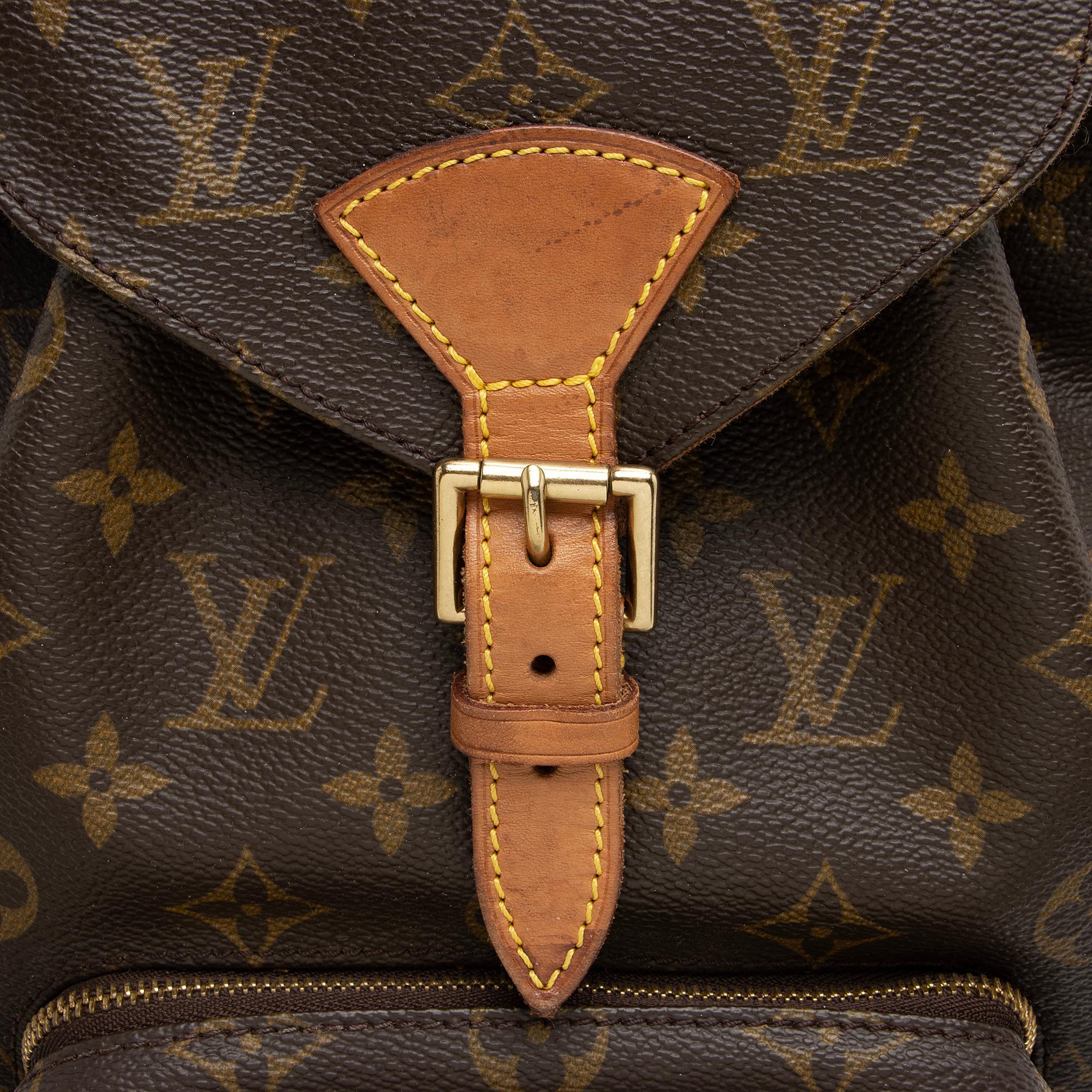 Louis Vuitton Vintage Monogram Canvas Montsouris MM Backpack (SHF-sThgs4) - Image 8