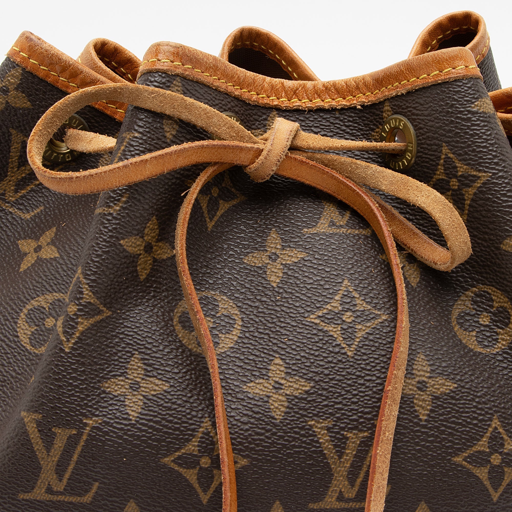 Louis Vuitton Vintage Monogram Canvas Petit Noe Shoulder Bag (SHF-11p5e9) - Image 9