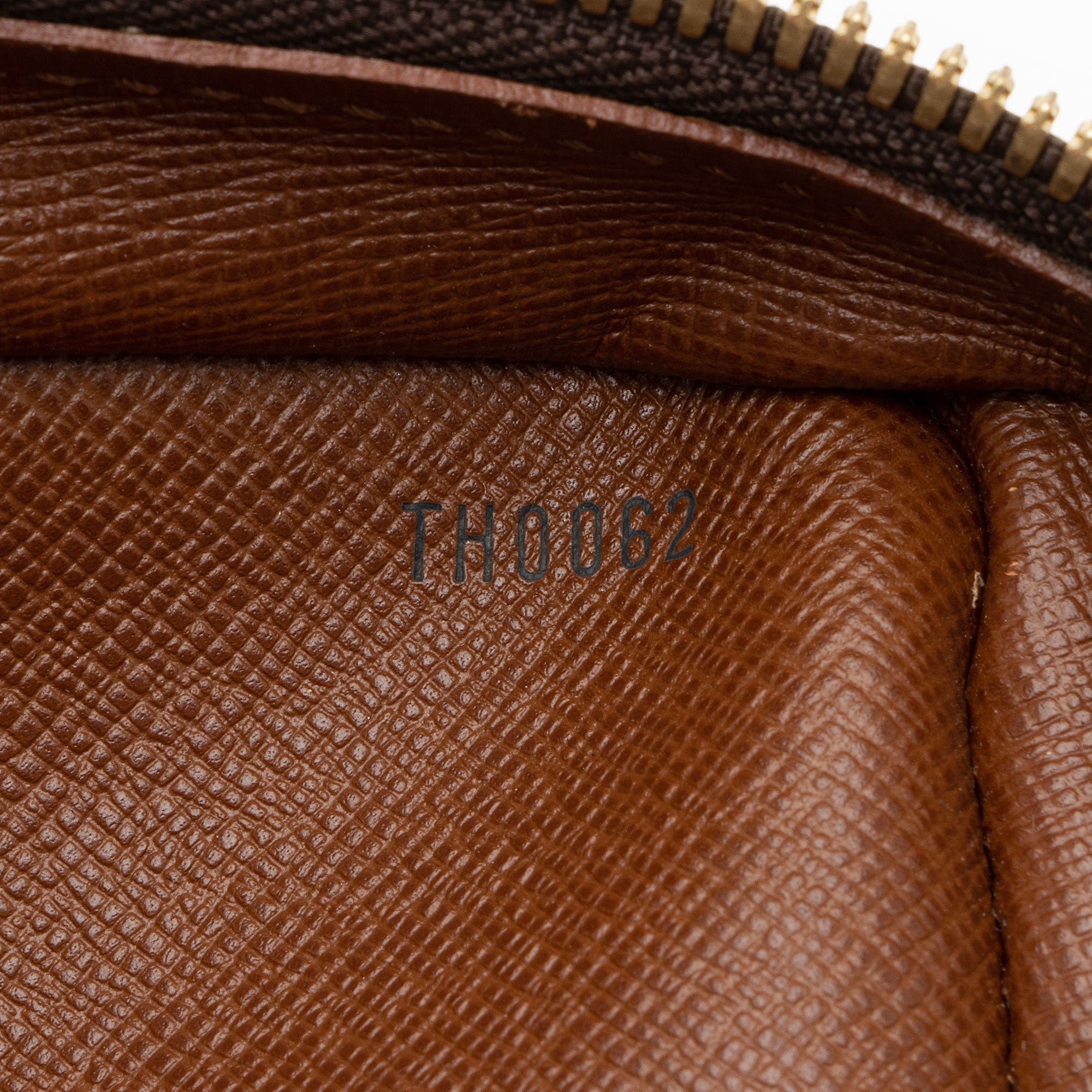 Louis Vuitton Vintage Monogram Canvas Porte Documents Voyage Bag - Image 5