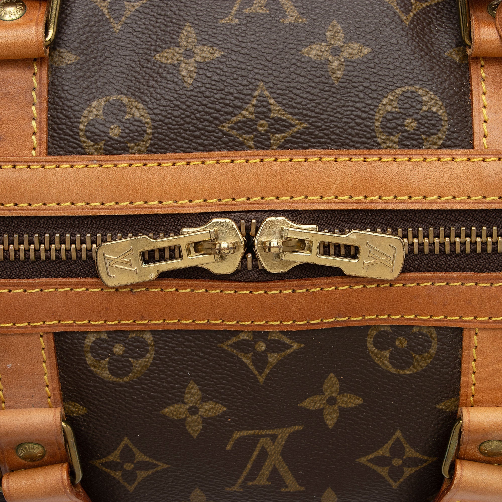 Louis Vuitton Vintage Monogram Canvas Sac Souple 35 Duffle Bag (SHF-z8boCz) - Image 9