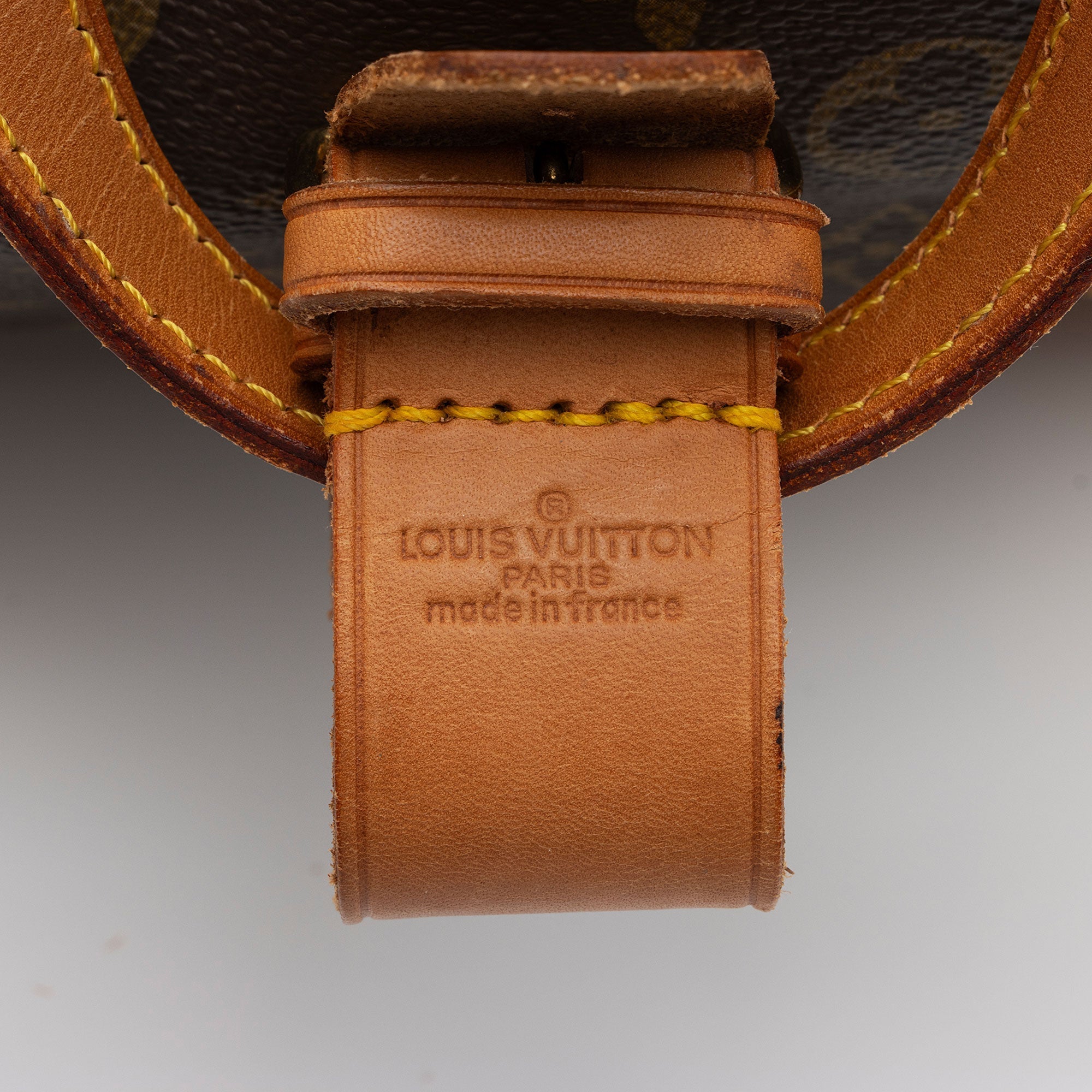 Louis Vuitton Vintage Monogram Canvas Sac Souple 35 Duffle Bag (SHF-z8boCz) - Image 8