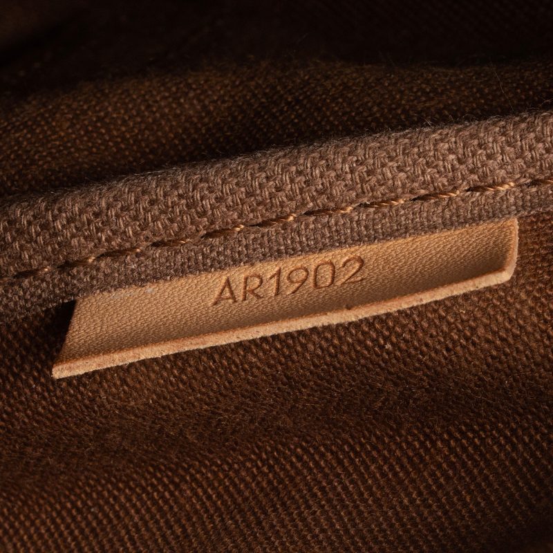 Louis Vuitton Vintage Monogram Canvas Saumur 35 Messenger Bag (SHF-sIW7oS) - Image 5