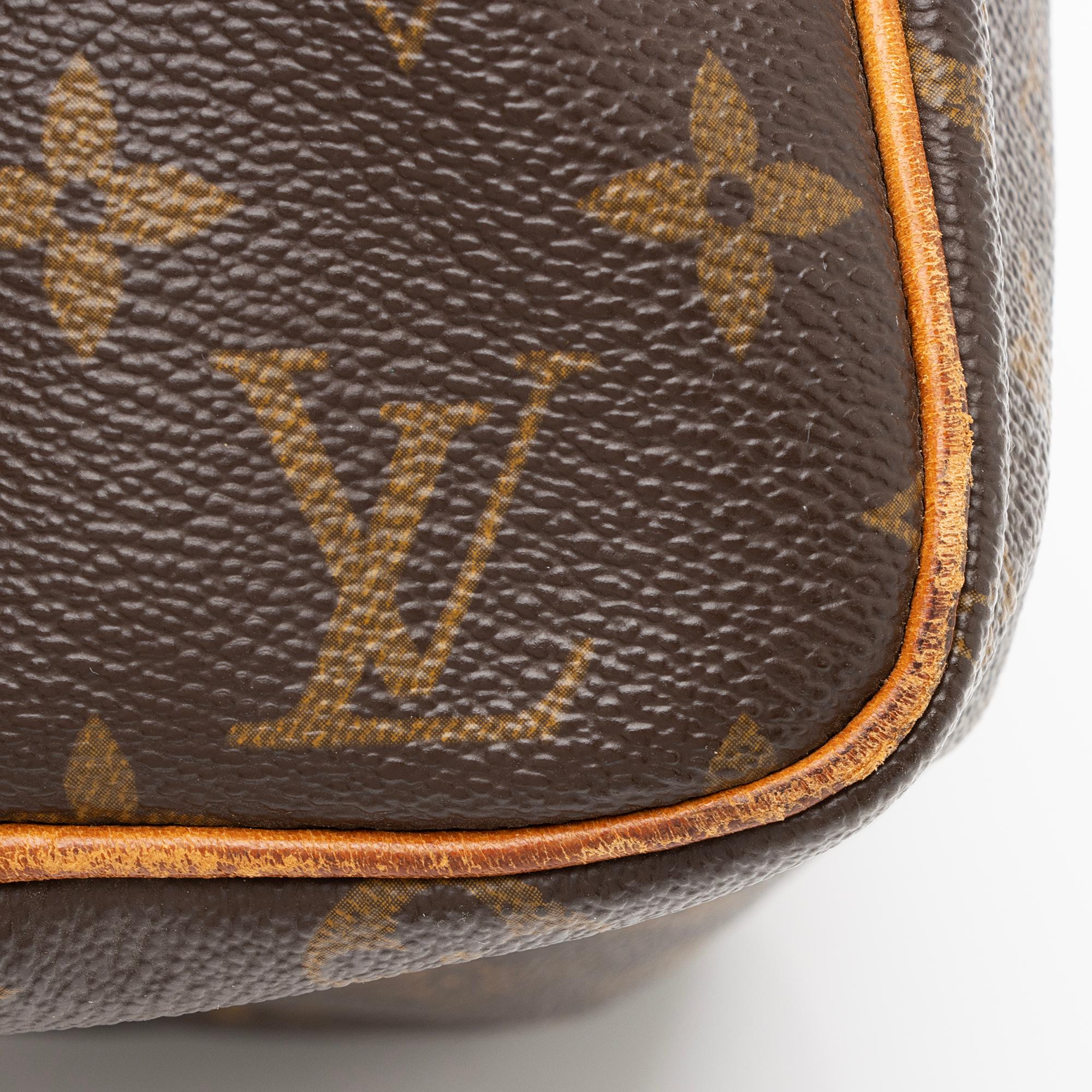 Louis Vuitton Vintage Monogram Canvas Speedy 25 Satchel (SHF-BMdwOf) - Image 9