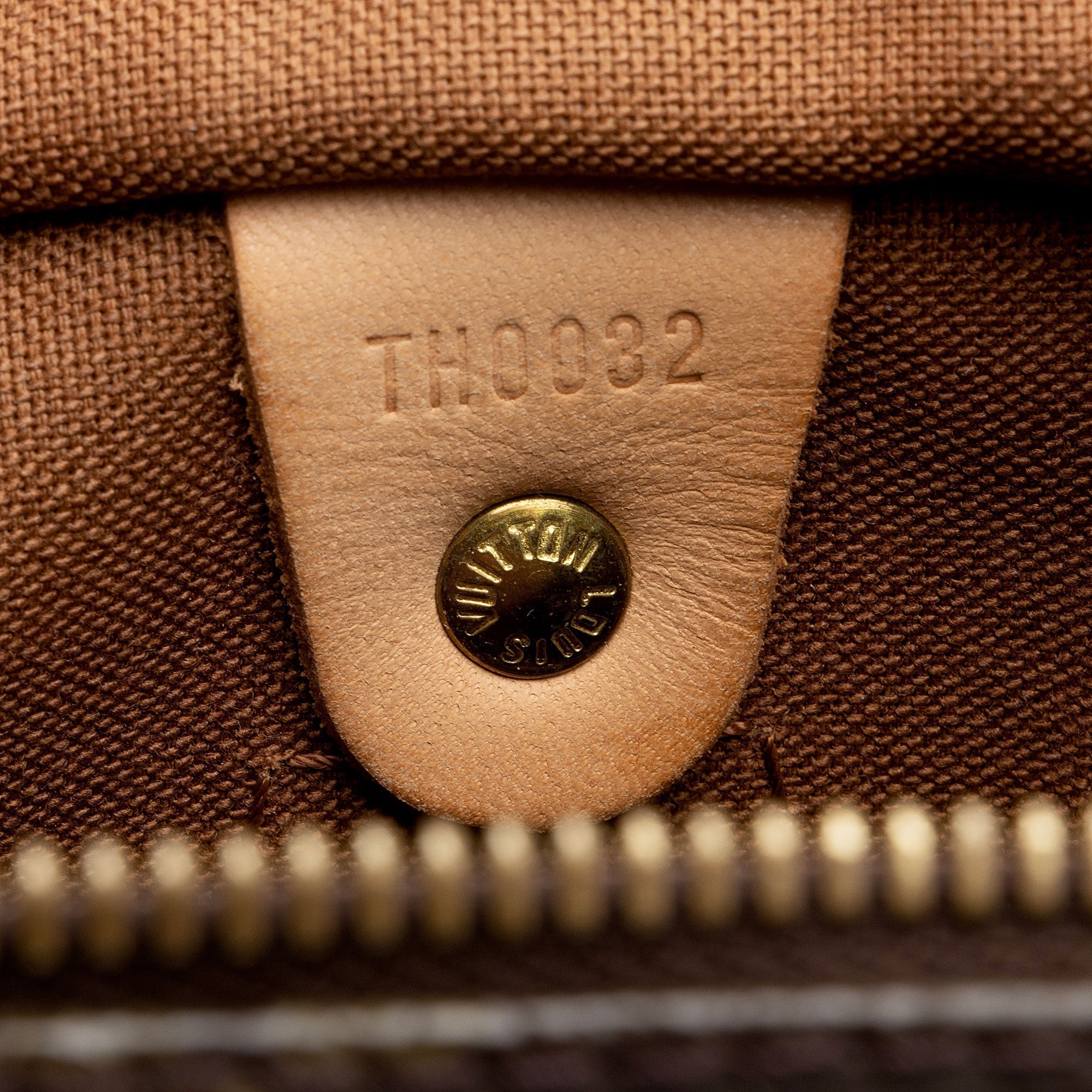 Louis Vuitton Vintage Monogram Canvas Speedy 30 Satchel - Image 5