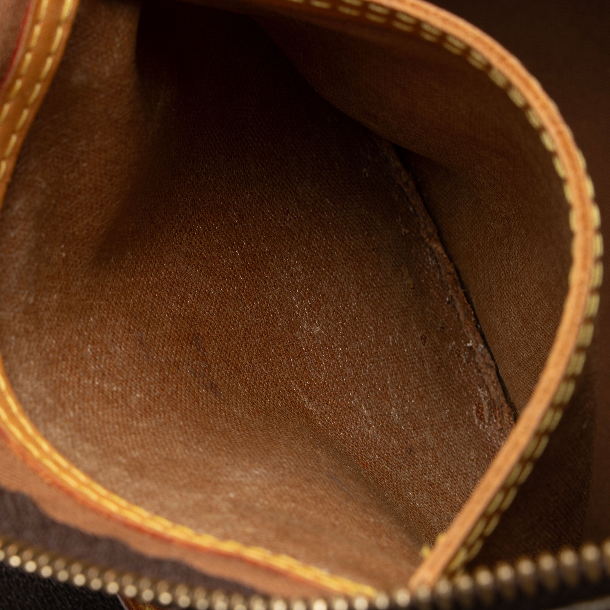 Louis Vuitton Vintage Monogram Canvas Speedy 30 Satchel (SHF-Lkta84) - Image 9