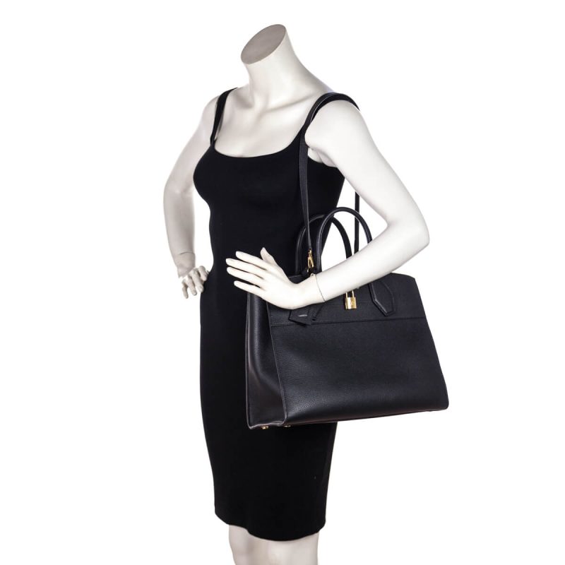 Louis Vuitton Black Taurillon Comete NM Wallet - Image 9