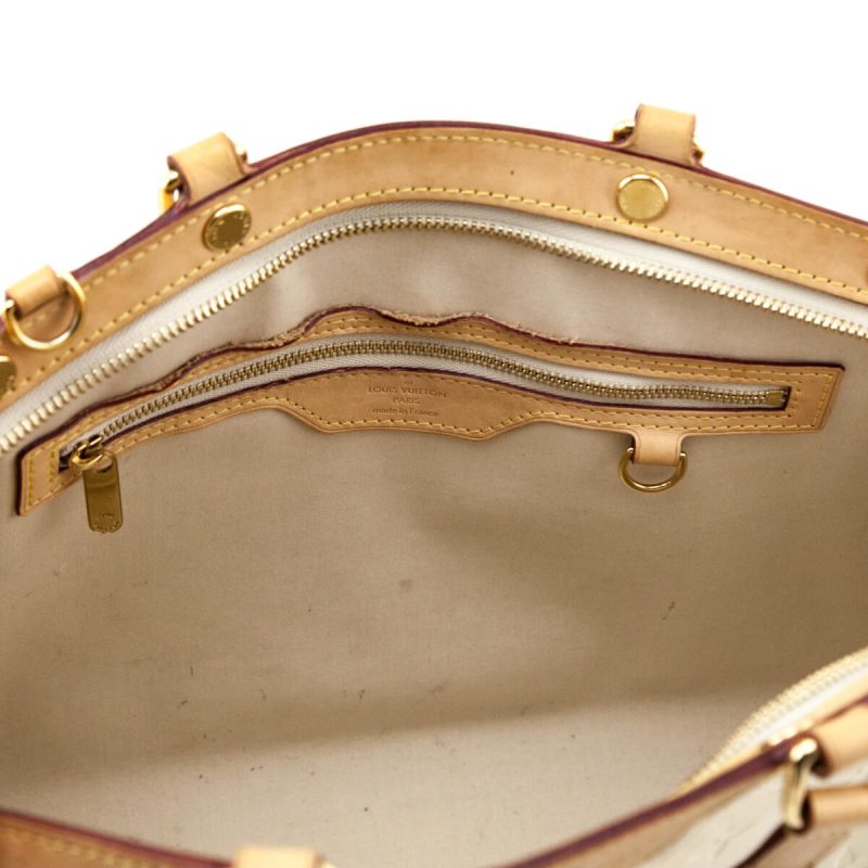 Louis Vuitton Blanc Epi Leather Twist MM - Image 9