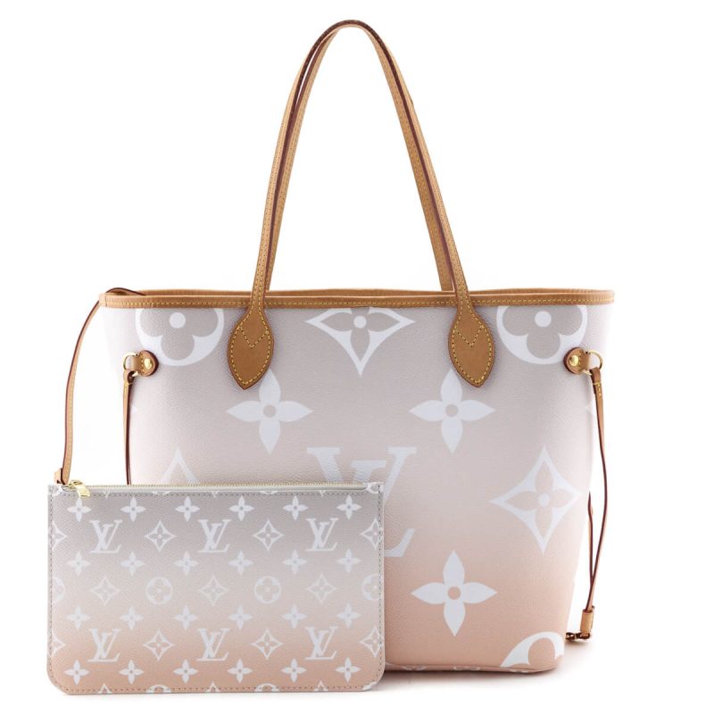 Louis Vuitton BubblegramLeather Shoulder Bag () - Image 2