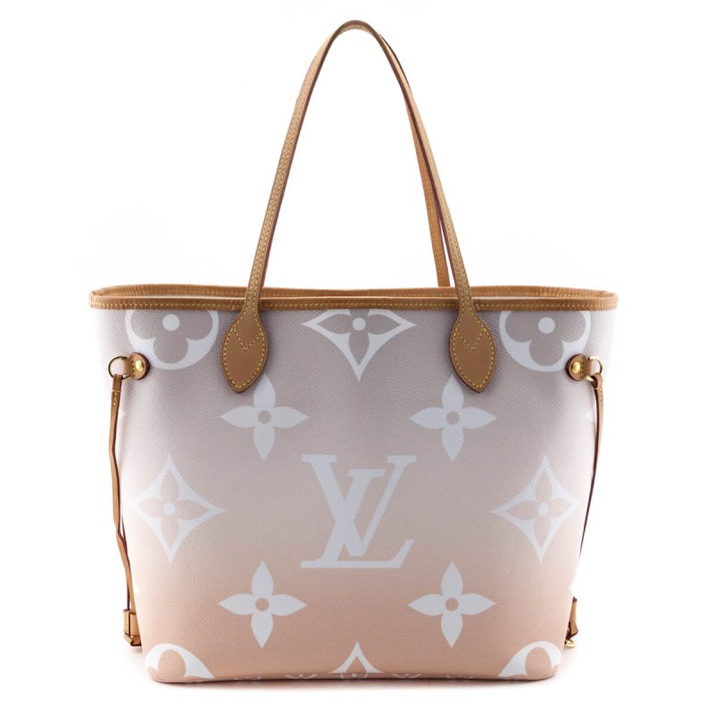 Louis Vuitton BubblegramLeather Shoulder Bag () - Image 4