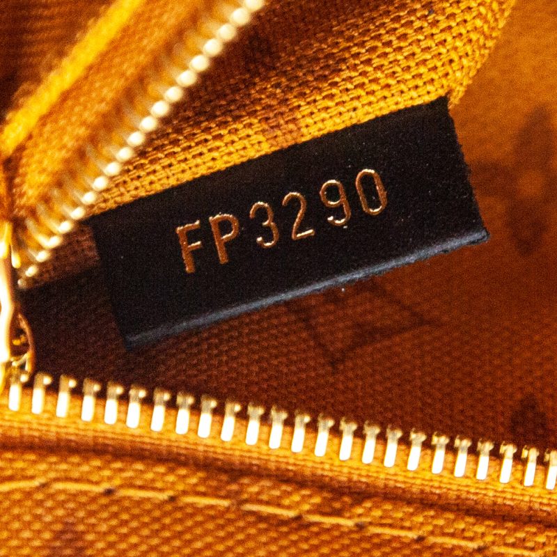 LOUIS VUITTON Cristina PM in Damier N41542 - Image 9